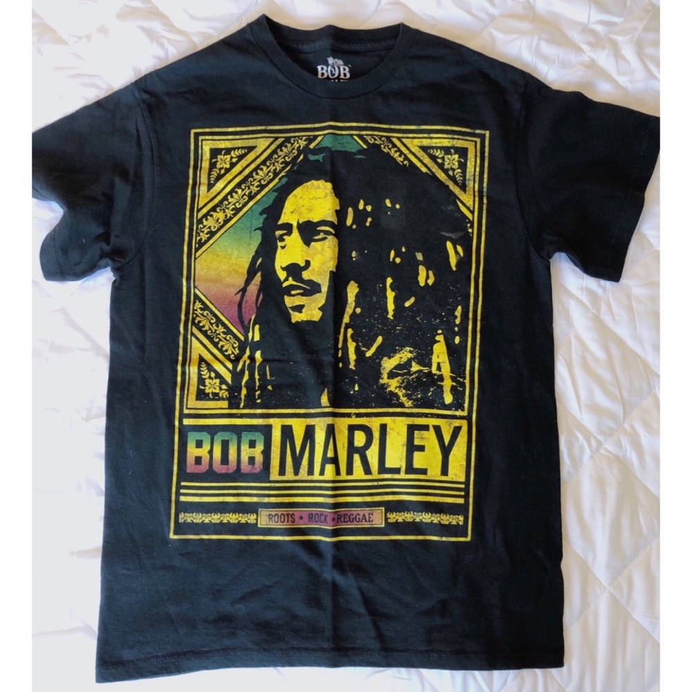 Bob Marley t-shirt